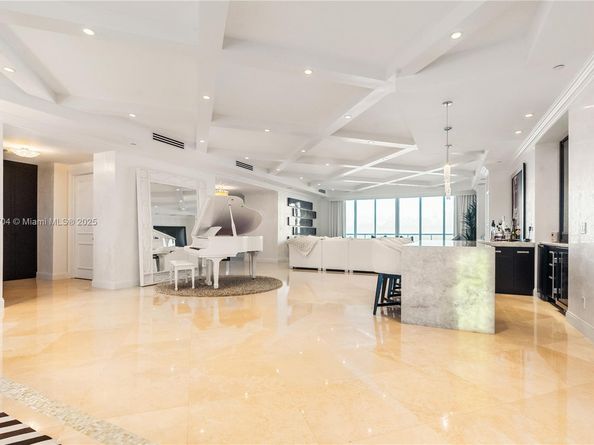 2100 N Ocean Blvd 30A, Fort Lauderdale FL 33305