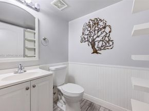 14600 Ashland Pl, Davie FL 33325