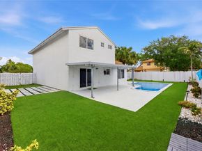14600 Ashland Pl, Davie FL 33325