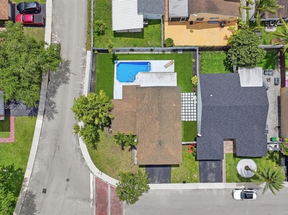 14600 Ashland Pl, Davie FL 33325