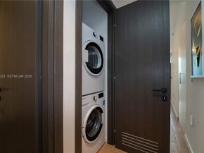 398 NE 5th St 2602, Miami FL 33132