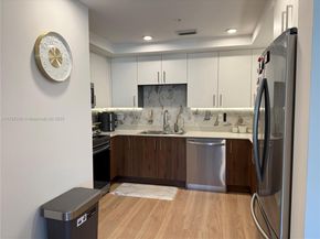 10950 NW 82nd St 205, Doral FL 33178