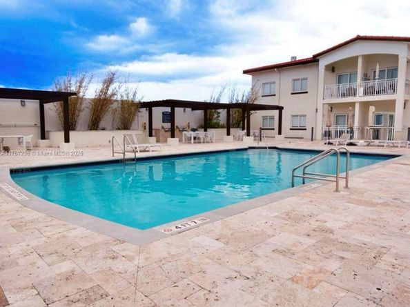 10950 NW 82nd St 205, Doral FL 33178