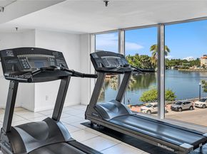 2401 Collins Ave 507, Miami Beach FL 33140