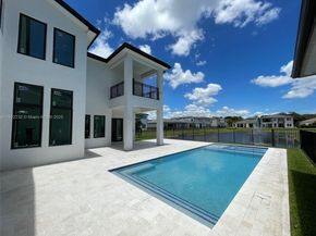 3511 Ashwood Cir S, Hollywood FL 33312