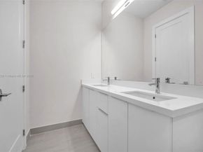 3511 Ashwood Cir S, Hollywood FL 33312