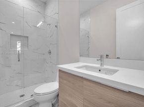 3511 Ashwood Cir S, Hollywood FL 33312