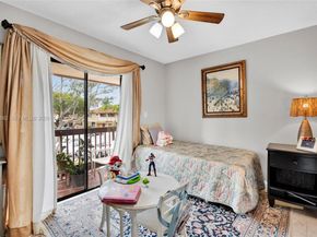 5914 SW 133rd Ct, Miami FL 33183