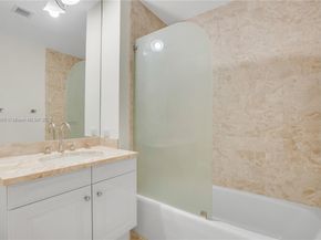 1425 Brickell Ave 44AB, Miami FL 33131