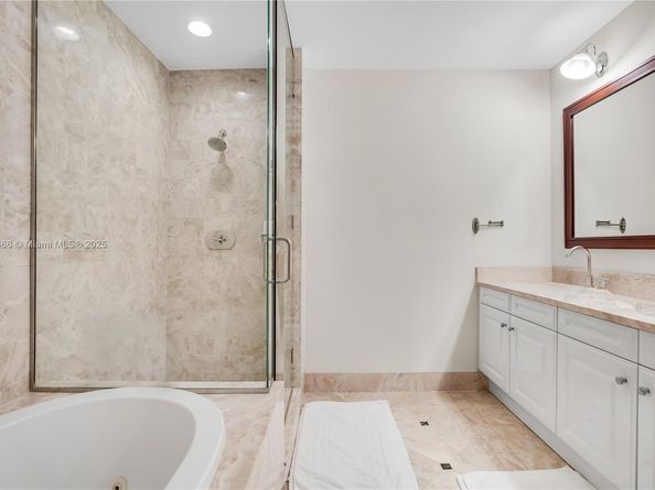 1425 Brickell Ave 44AB, Miami FL 33131