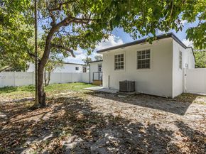 941 NE 154th St, North Miami Beach FL 33162