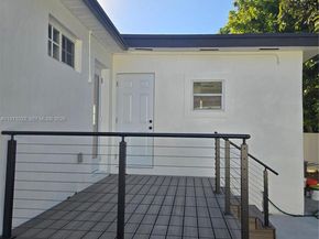 941 NE 154th St, North Miami Beach FL 33162