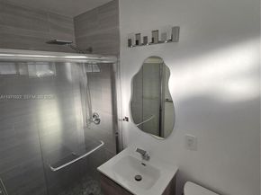 941 NE 154th St, North Miami Beach FL 33162