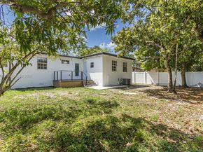 941 NE 154th St, North Miami Beach FL 33162