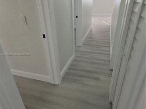 941 NE 154th St, North Miami Beach FL 33162