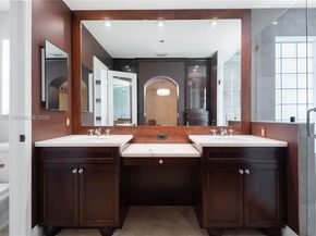 13300 SW 21st St, Miami FL 33175
