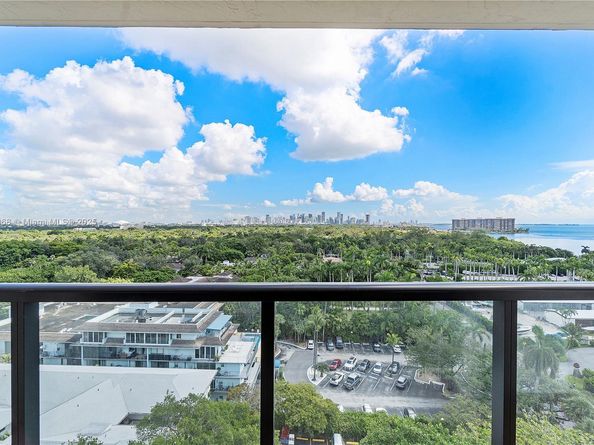 2575 S Bayshore Dr 15B, Miami FL 33133