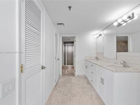 2575 S Bayshore Dr 15B, Miami FL 33133