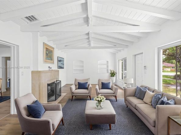 246 NE 103rd St, Miami Shores FL 33138