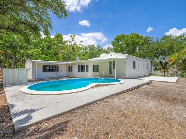 246 NE 103rd St, Miami Shores FL 33138