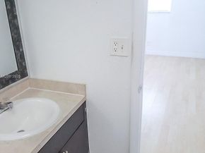 7911 N Colony Cir N 202, Tamarac FL 33321