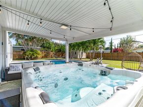 4212 Van Buren St, Hollywood FL 33021