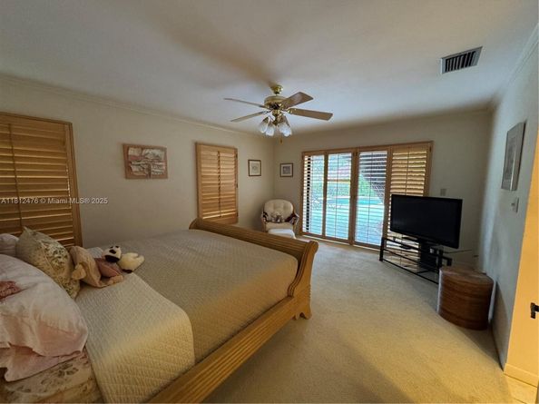 5790 SW 37th Ter, Dania Beach FL 33312