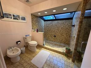 5790 SW 37th Ter, Dania Beach FL 33312