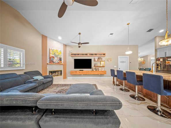 15720 SW 56th St, Southwest Ranches FL 33331