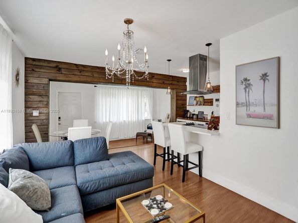 1106 NW 7th Ter, Fort Lauderdale FL 33311