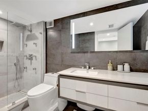 2301 Collins Ave 634/635, Miami Beach FL 33139