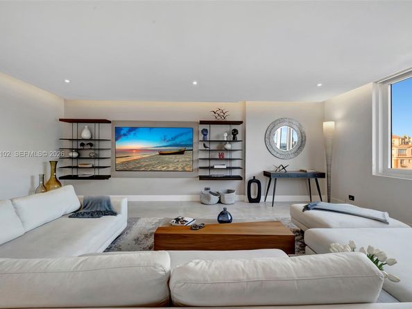 2301 Collins Ave 634/635, Miami Beach FL 33139