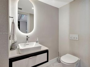 2301 Collins Ave 634/635, Miami Beach FL 33139