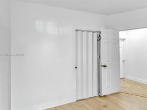 110 NE 9th Ct, Homestead FL 33030