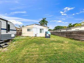 110 NE 9th Ct, Homestead FL 33030