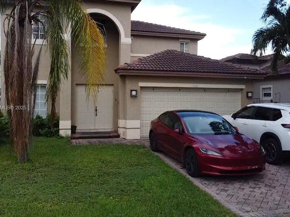 13661 SW 119th Ave, Miami FL 33186