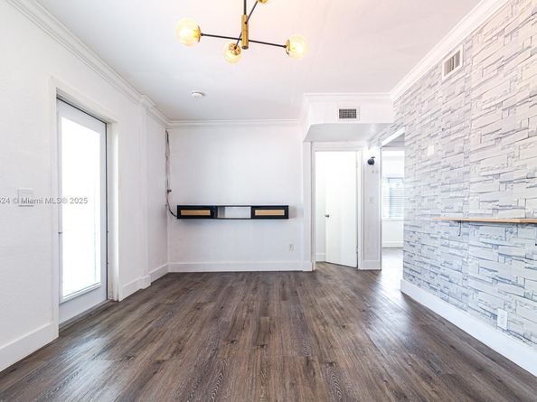 15600 NW 157th St Rd, Miami Gardens FL 33054