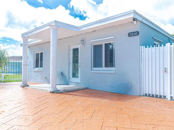 15600 NW 157th St Rd, Miami Gardens FL 33054