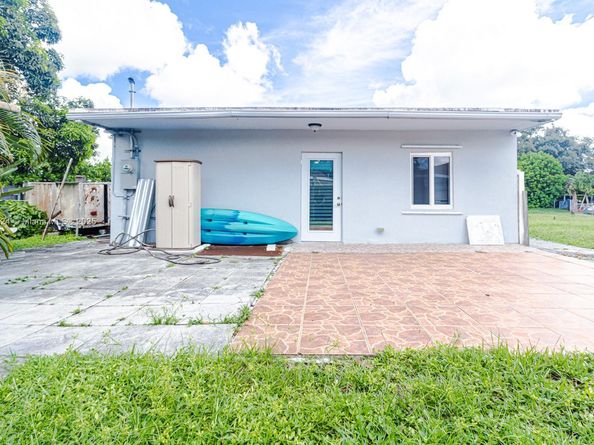 15600 NW 157th St Rd, Miami Gardens FL 33054