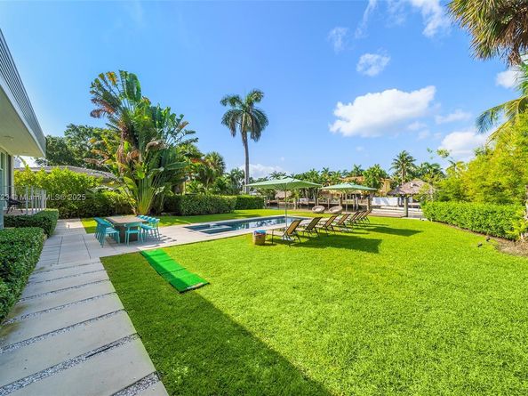 1000 NE Little River Dr, Miami FL 33138