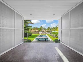 1000 NE Little River Dr, Miami FL 33138