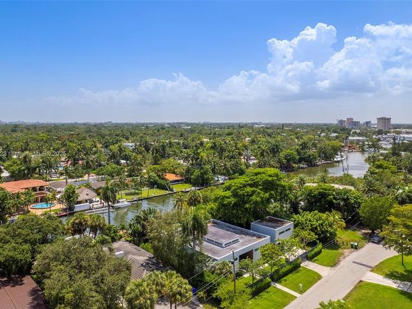 1000 NE Little River Dr, Miami FL 33138