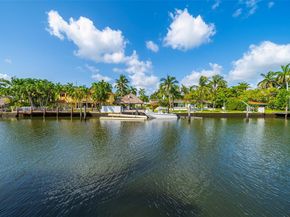 1000 NE Little River Dr, Miami FL 33138