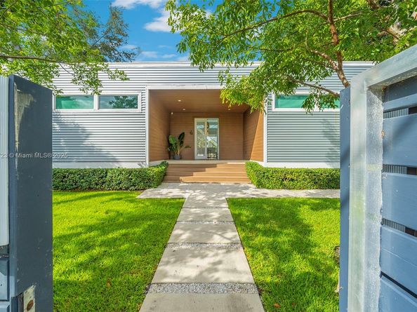 1000 NE Little River Dr, Miami FL 33138