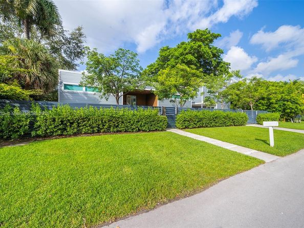 1000 NE Little River Dr, Miami FL 33138