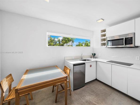 1000 NE Little River Dr, Miami FL 33138