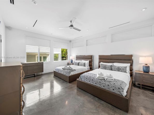 1000 NE Little River Dr, Miami FL 33138