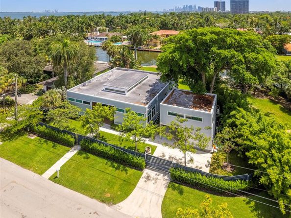 1000 NE Little River Dr, Miami FL 33138