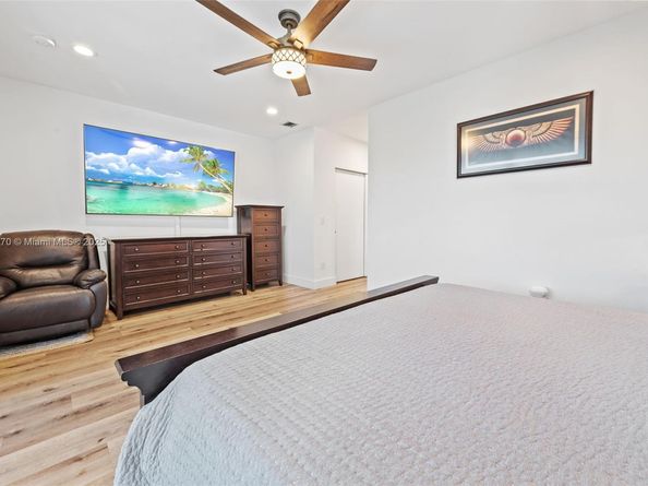 1226 NE 11th Ave, Fort Lauderdale FL 33304