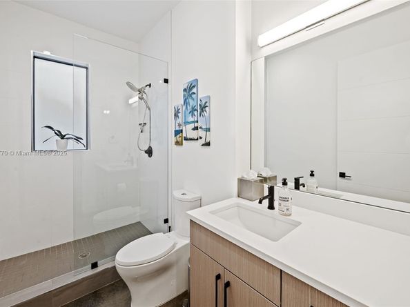 1226 NE 11th Ave, Fort Lauderdale FL 33304